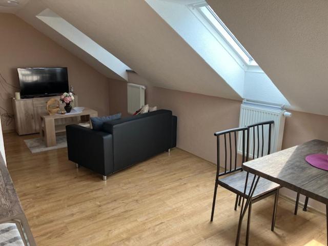 Апартаменты Apartmanovy Dom Slavia Бойнице Экстерьер фото